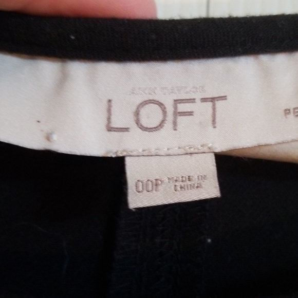 Ann Taylor Loft dress - Picture 2 of 5